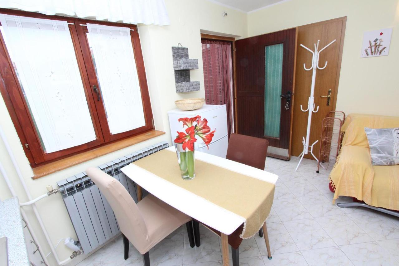 Apartment Amabile Rovinj Exterior photo